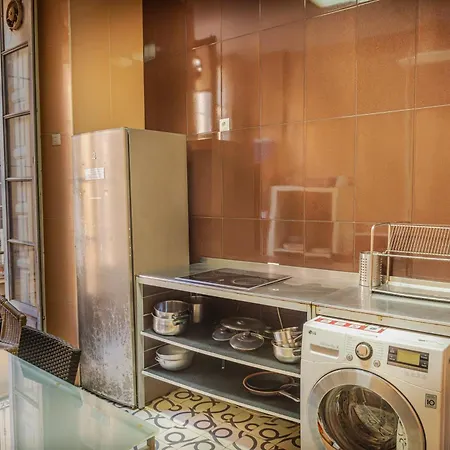 Private In Historic Building On The Square Màlaga