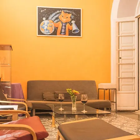 Ubytování v soukromí Private In Historic Building On The Square