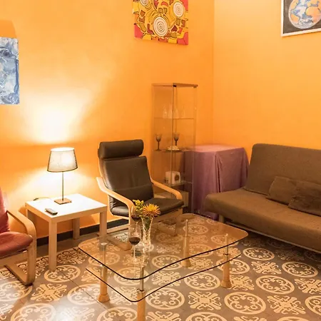 Private In Historic Building On The Square Pansiyon *