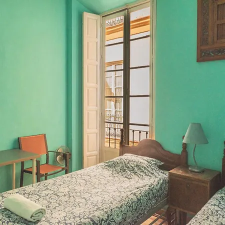 Pansiyon Private In Historic Building On The Square