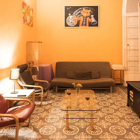 Pansiyon Private In Historic Building On The Square Málaga