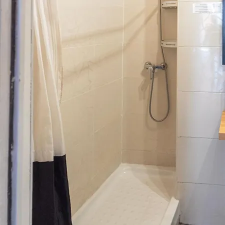 منزل للإقامة Private In Historic Building On The Square